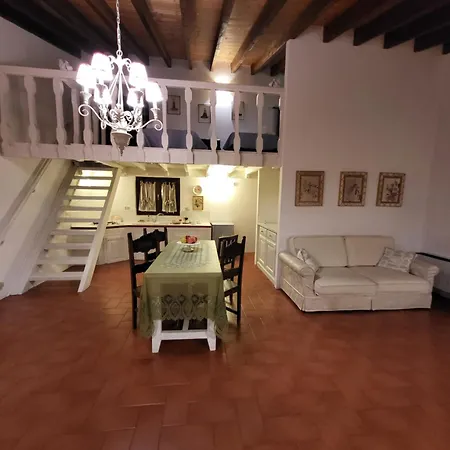 Poggiolo *