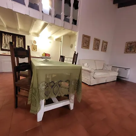 Poggiolo *