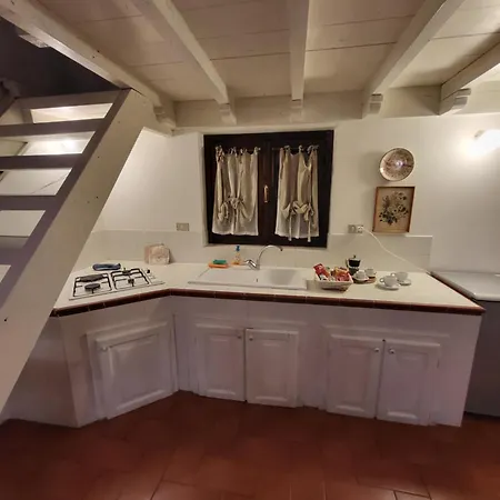 Poggiolo Pilonico Materno