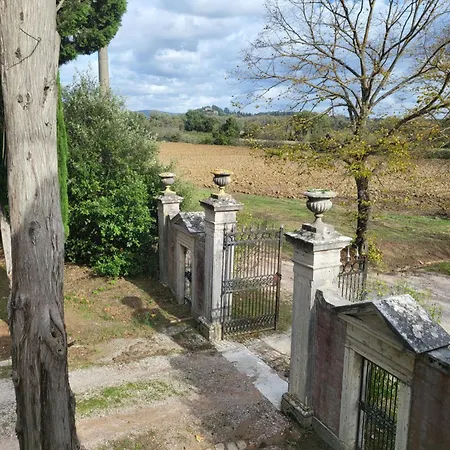 Poggiolo Farm stay Pilonico Materno