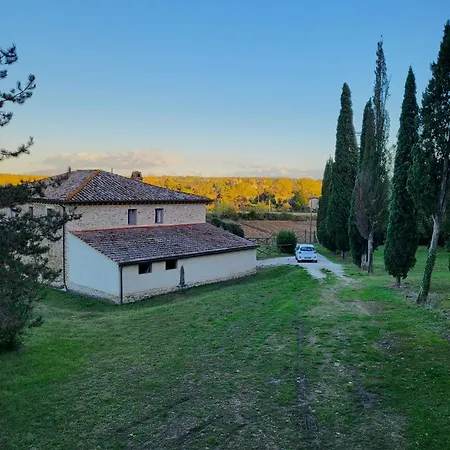 Lantgård Poggiolo *