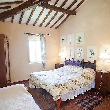 Lantgård Poggiolo Pilonico Materno