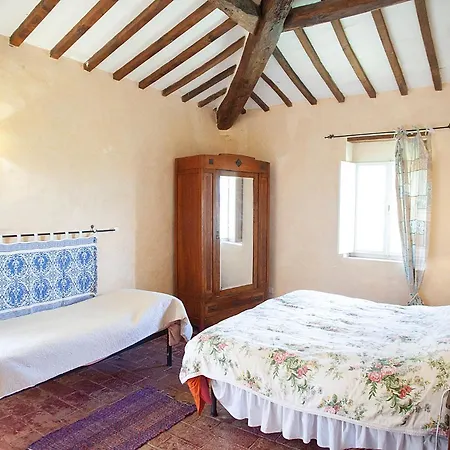 Poggiolo Pilonico Materno