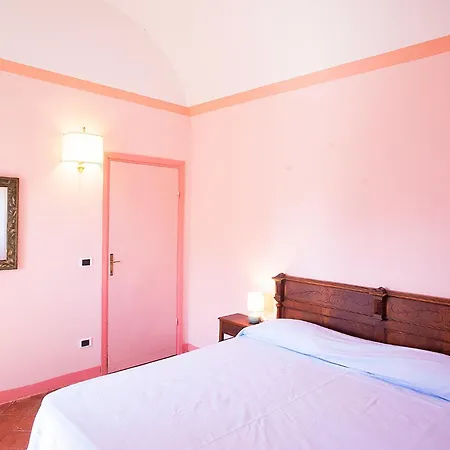 Poggiolo * Pilonico Materno