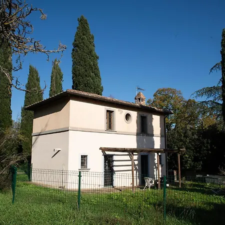 Poggiolo * Pilonico Materno